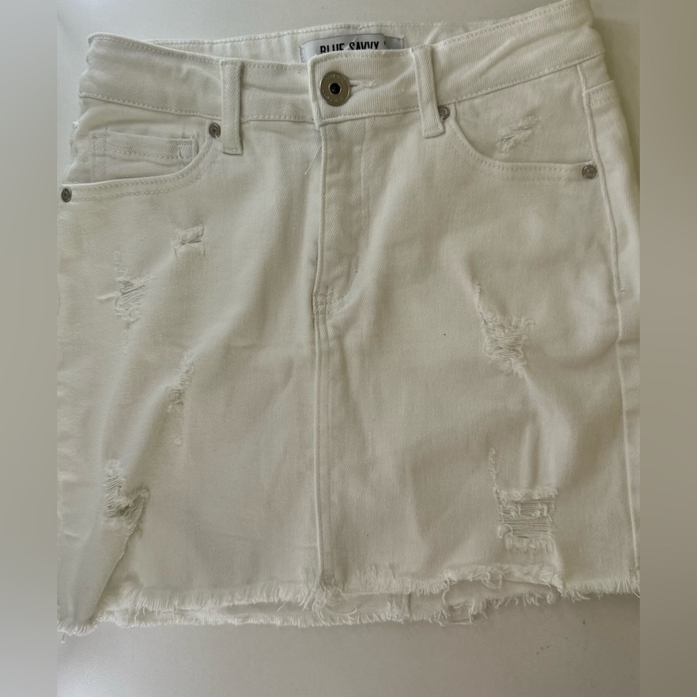 White Mini Pencil Skirt for Casual Resort Wear